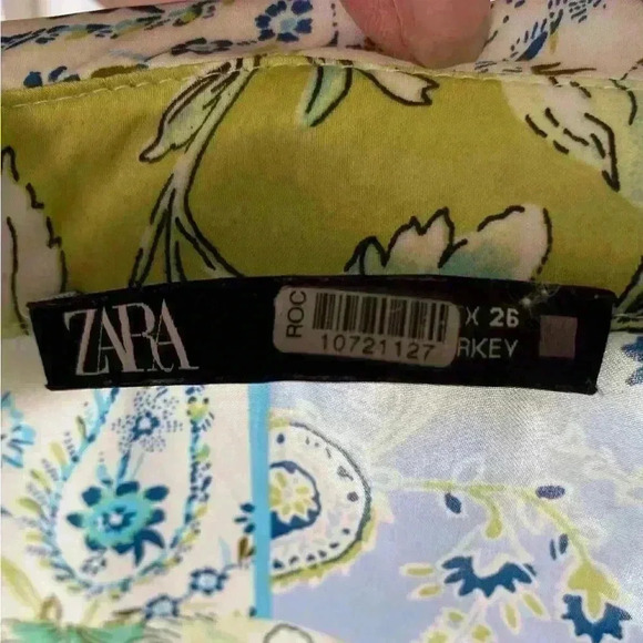 Zara button-down blouse size small - Picture 4 of 7